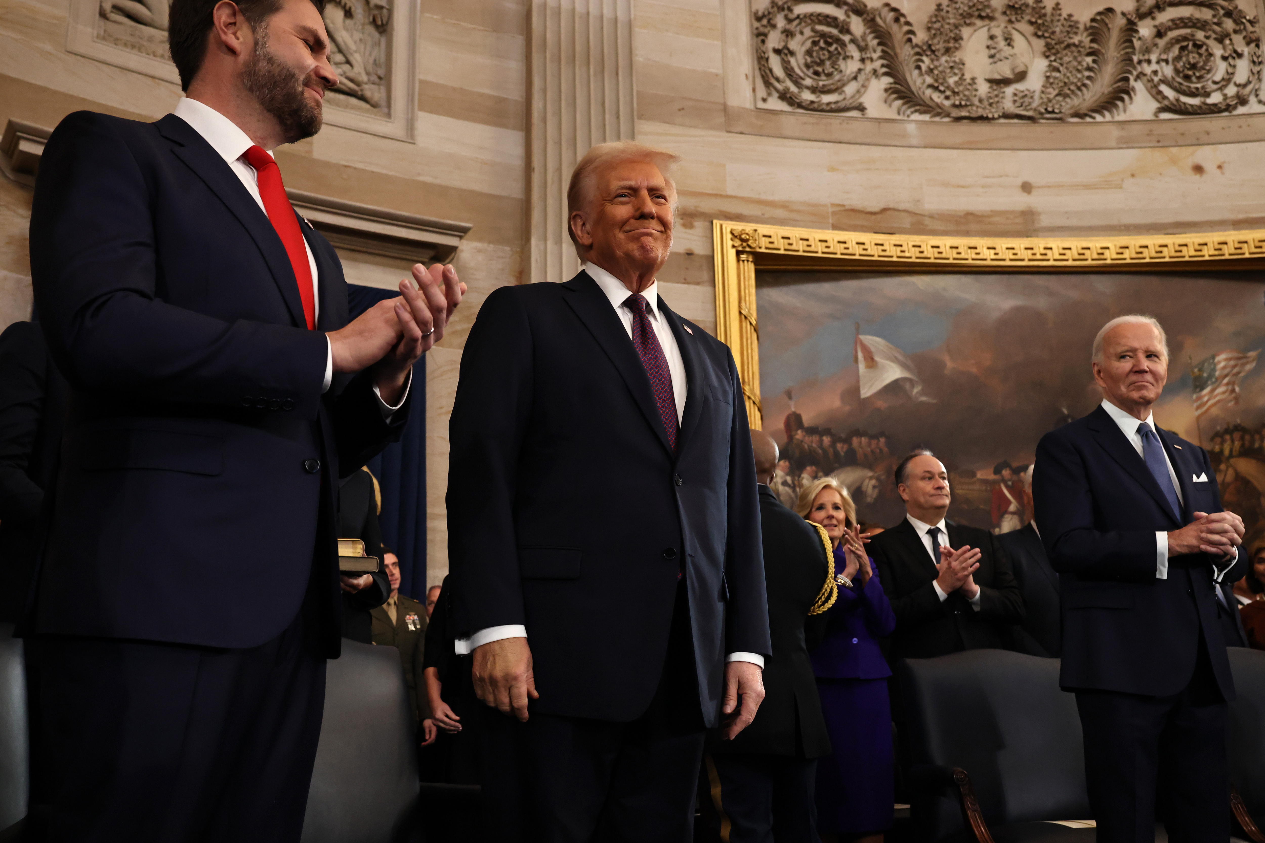 Trump toma posesión como presidente y declara el inicio de una 'Edad de Oro' de EEUU