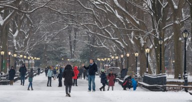 Consejos para mantenerse a salvo del frío extremo y de tormentas invernales