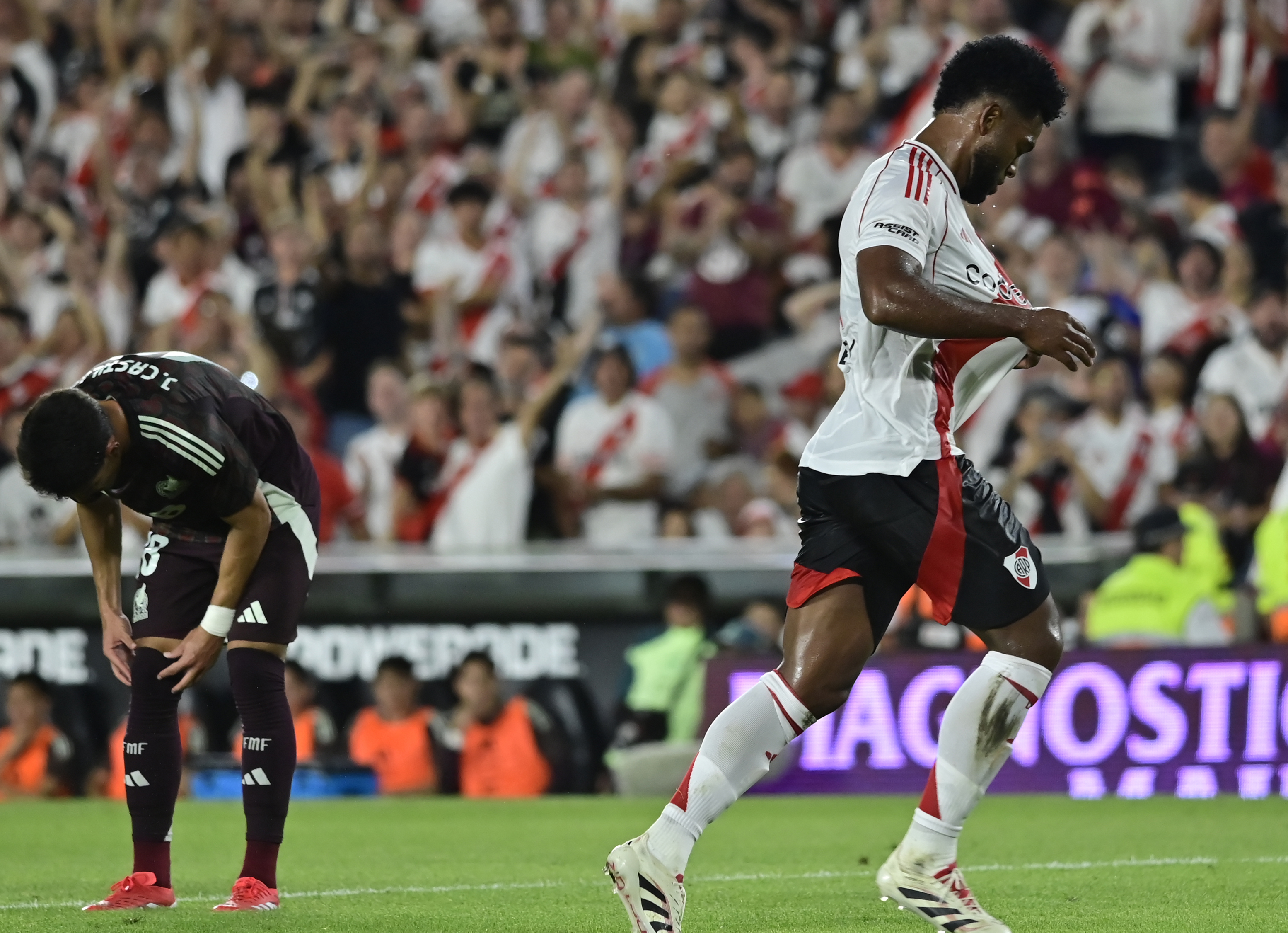 2-0. México blanqueado por River Plate en gira por Sudamérica