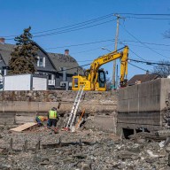 Comienza 1ra. fase de las obras en malecón de Shore Road en Port Washington