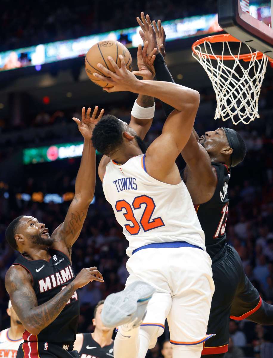 Épica remontada triunfal de NY Knicks sobre Miami Heat